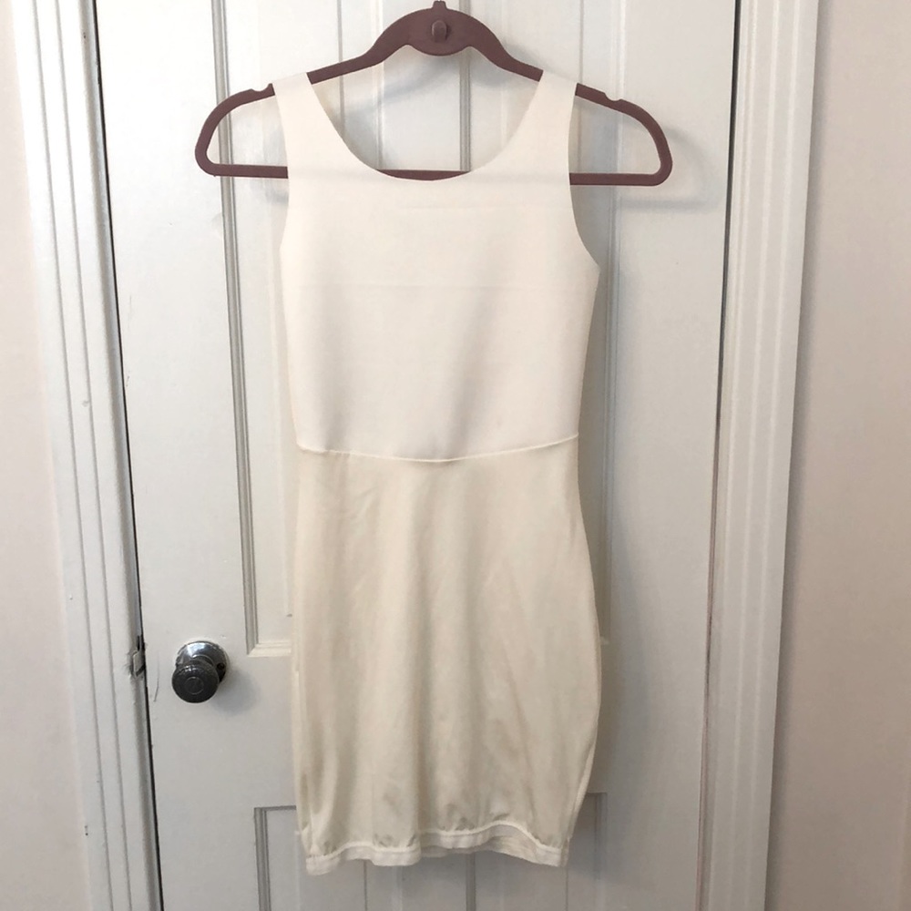 Maidenform | Cream Body Shaping Slip